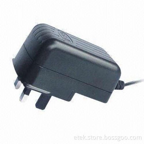 Switching Power Adapter with 90 to 264V AC Input Voltage, 47 to 63Hz Input Frequency, Made in China